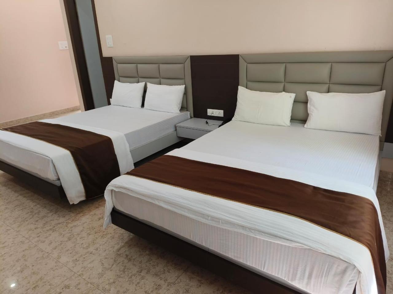 Jaanki Farms & Resorts Jorhāt Dış mekan fotoğraf