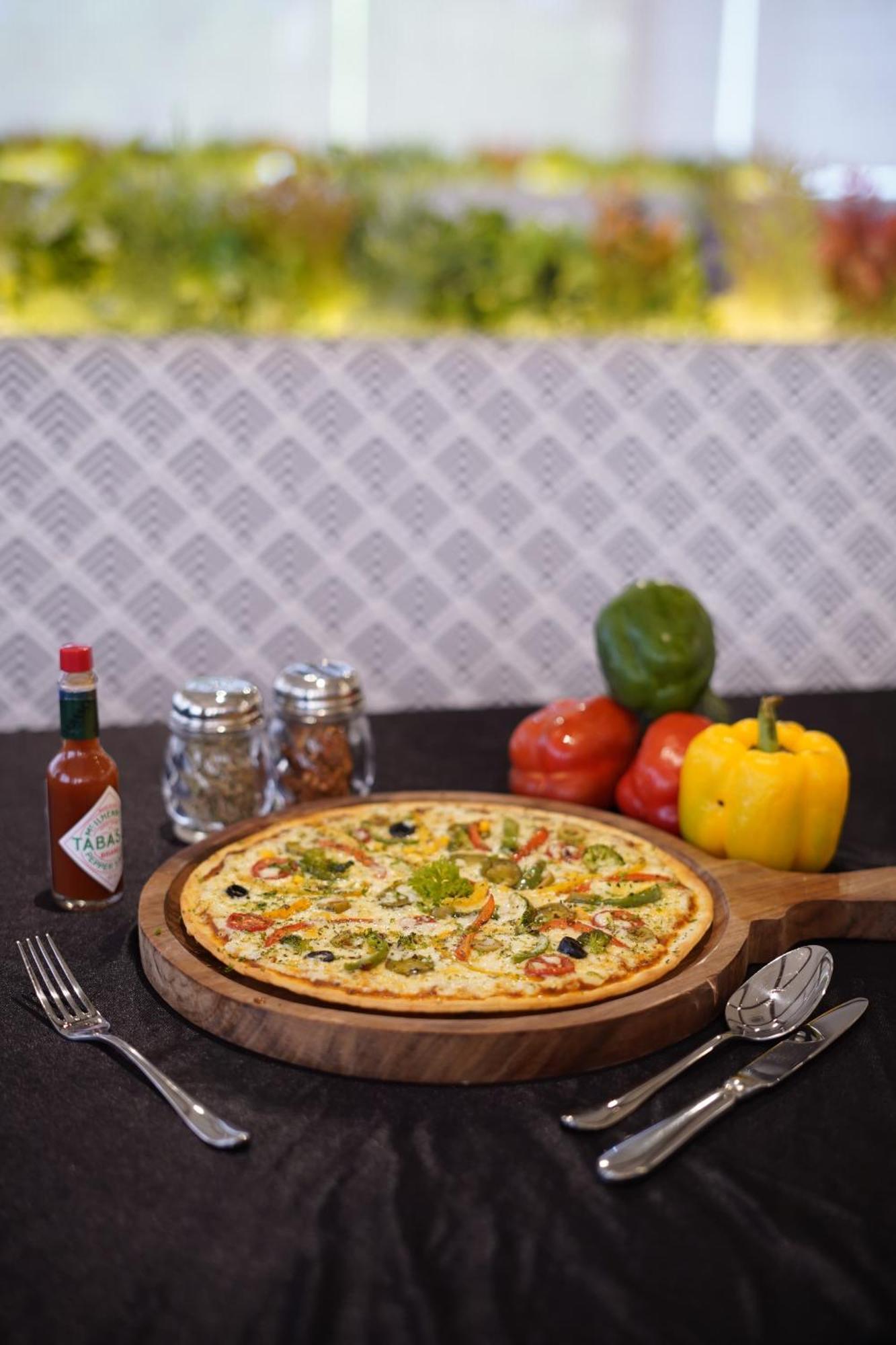Jaanki Farms & Resorts Jorhāt Dış mekan fotoğraf