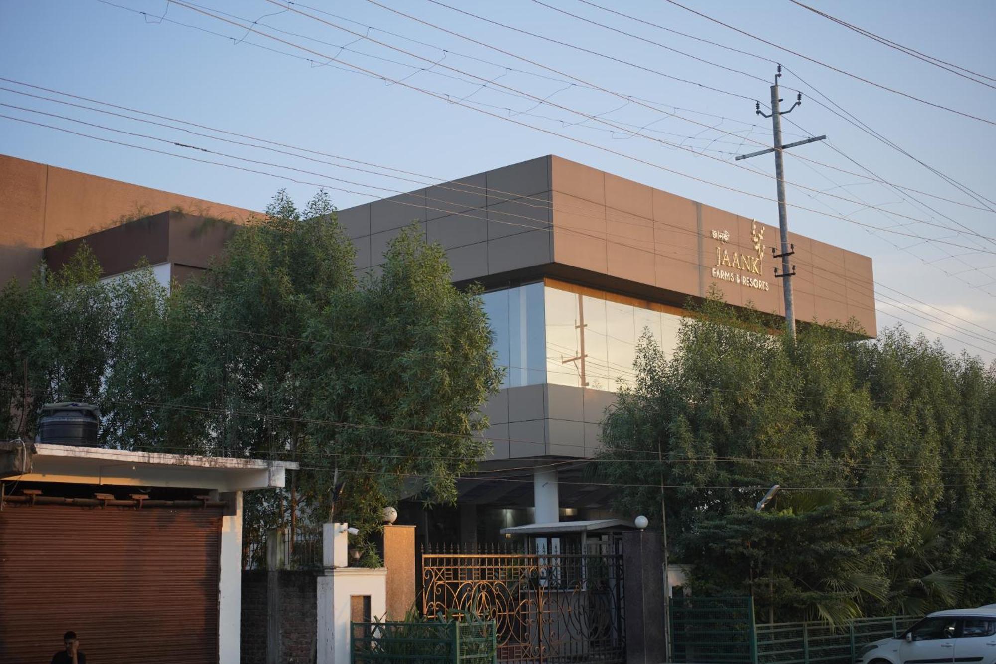 Jaanki Farms & Resorts Jorhāt Dış mekan fotoğraf